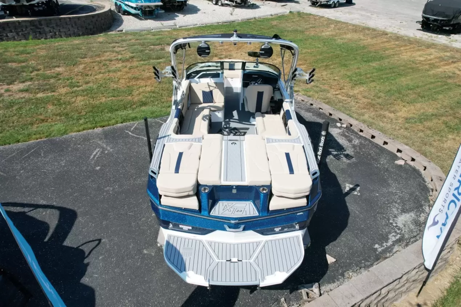 2027 Mastercraft XT23