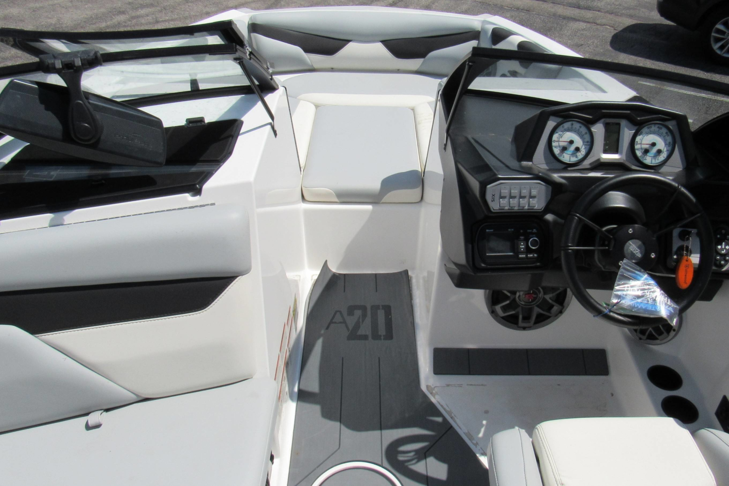 2021 Axis A20