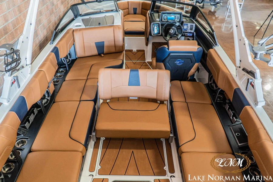 2021-malibu-wakesetter-23-lsv-144225-image15