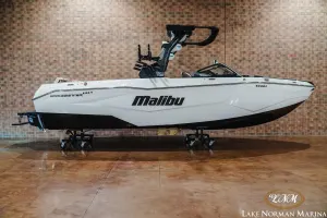 2027-malibu-wakesetter-25-lsv-144226-image1