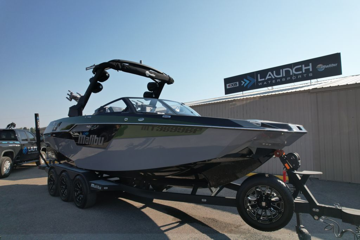 2022 Malibu Boats M240