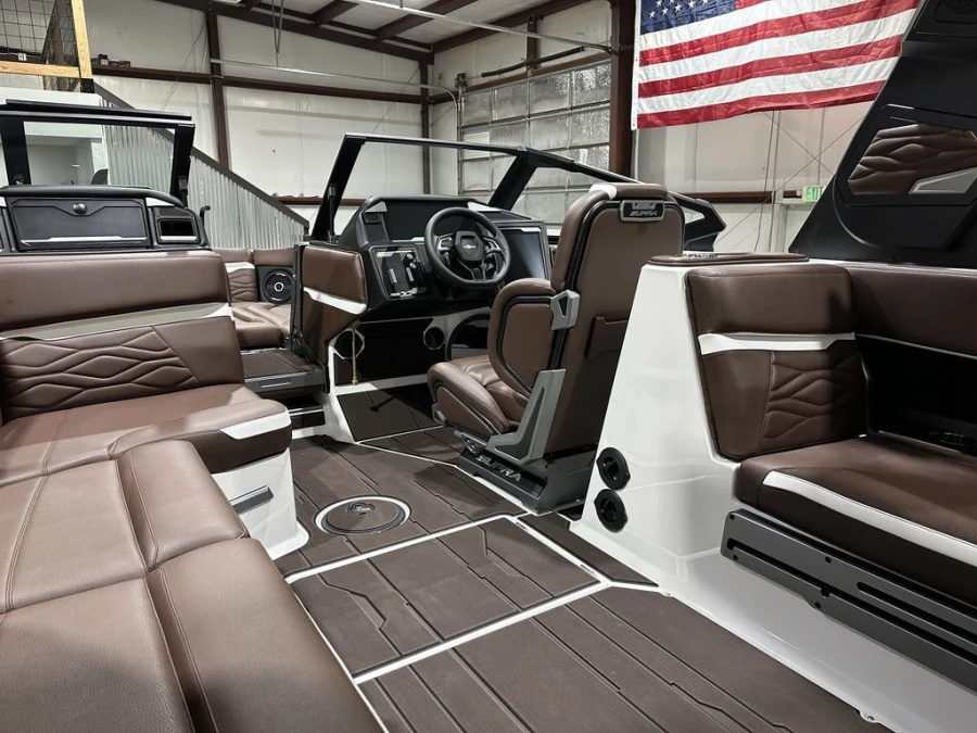 2027-supra-sl-144231-image12