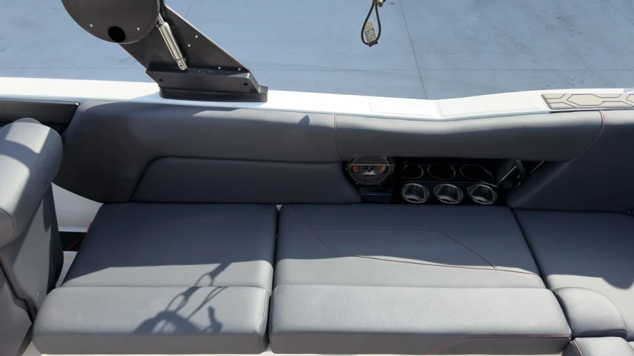 2021-mastercraft-nxt24-144233-image11