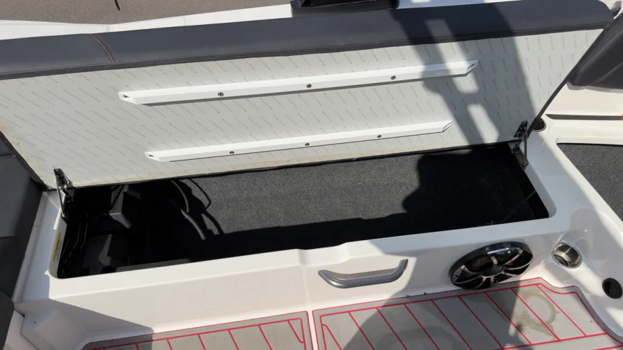 2021-mastercraft-nxt24-144233-image15