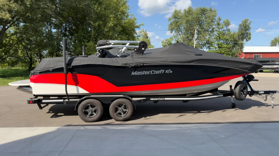 2021-mastercraft-nxt24-144233-image23