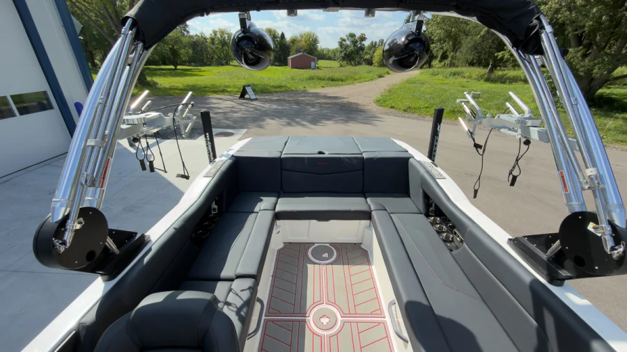 2021-mastercraft-nxt24-144233-image8