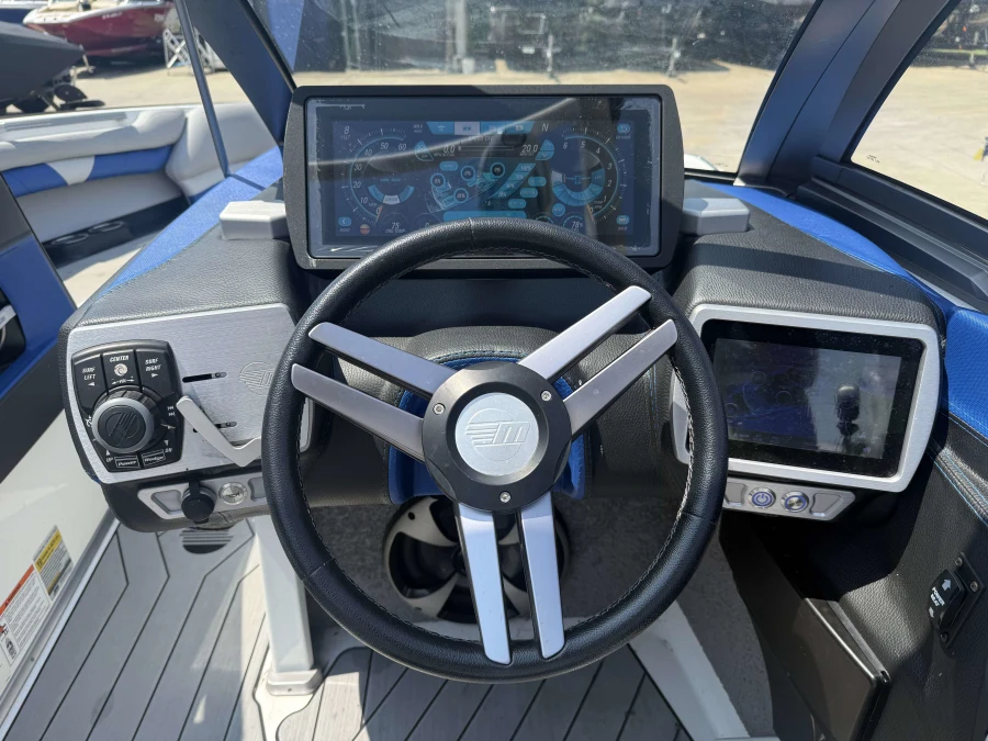 2018-malibu-wakesetter-25-lsv-144237-image13