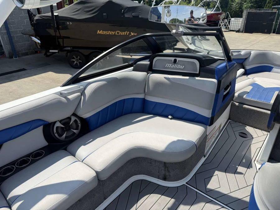 2018-malibu-wakesetter-25-lsv-144237-image17