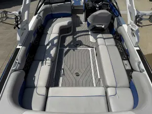 2018-malibu-wakesetter-25-lsv-144237-image26