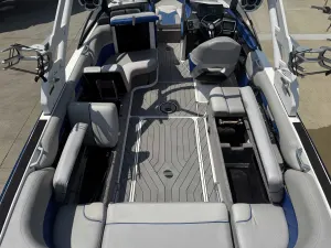 2018-malibu-wakesetter-25-lsv-144237-image28