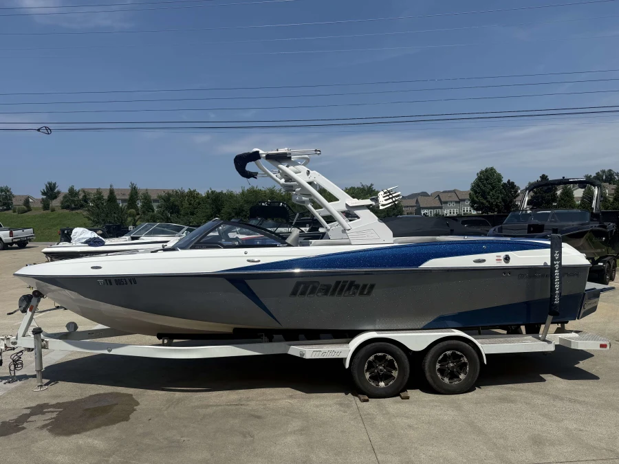 2018-malibu-wakesetter-25-lsv-144237-image2