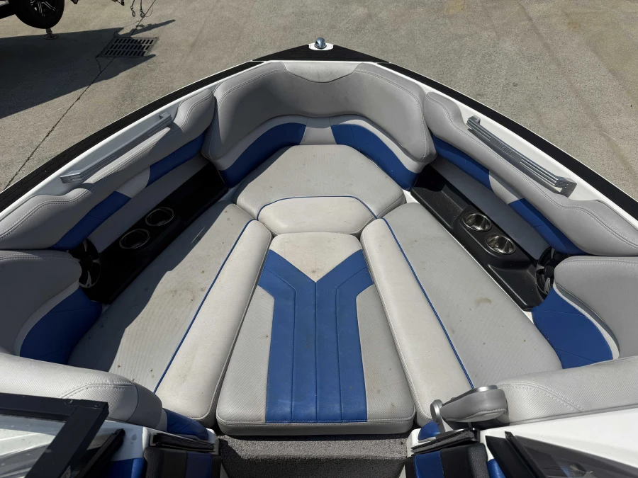 2018-malibu-wakesetter-25-lsv-144237-image8