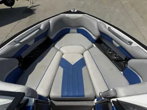2018-malibu-wakesetter-25-lsv-144237-image8