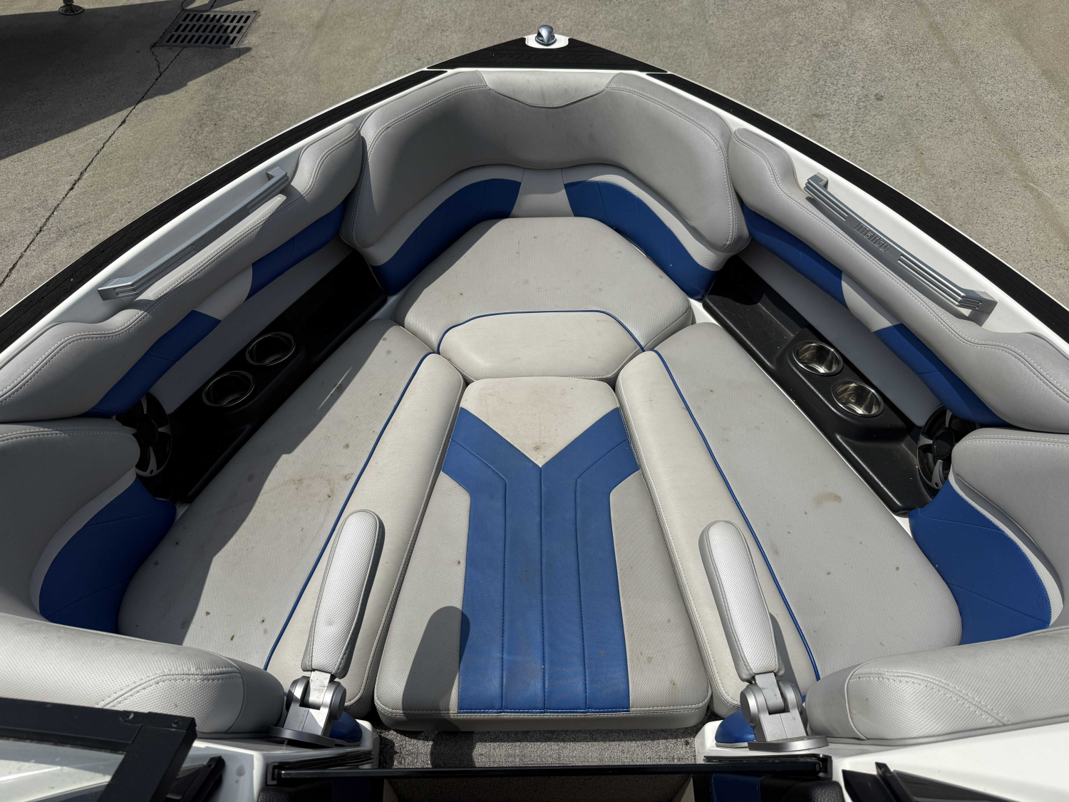 2018 Malibu 25 LSV