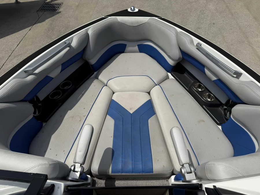 2018-malibu-wakesetter-25-lsv-144237-image9