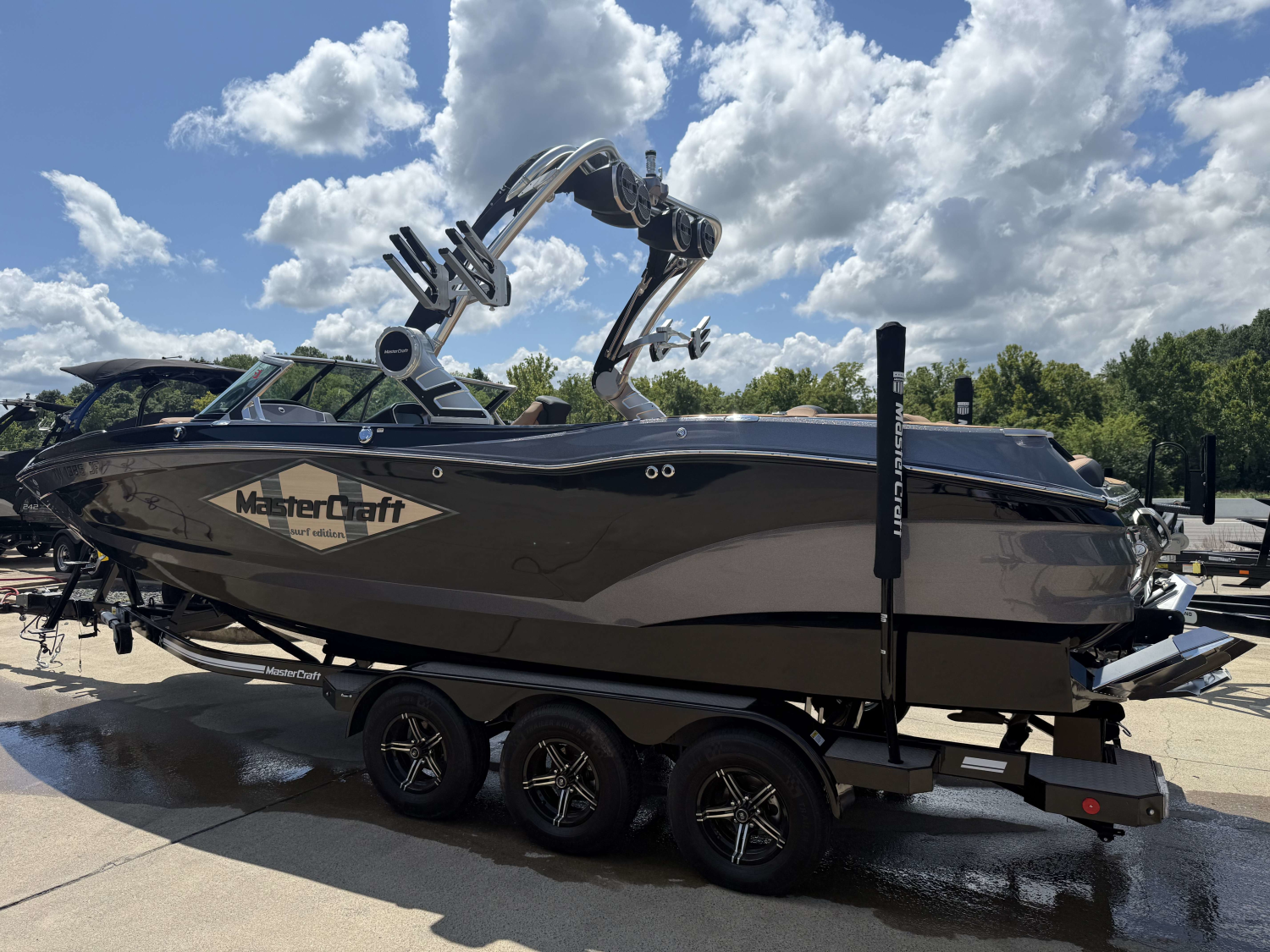 2021 MasterCraft X24