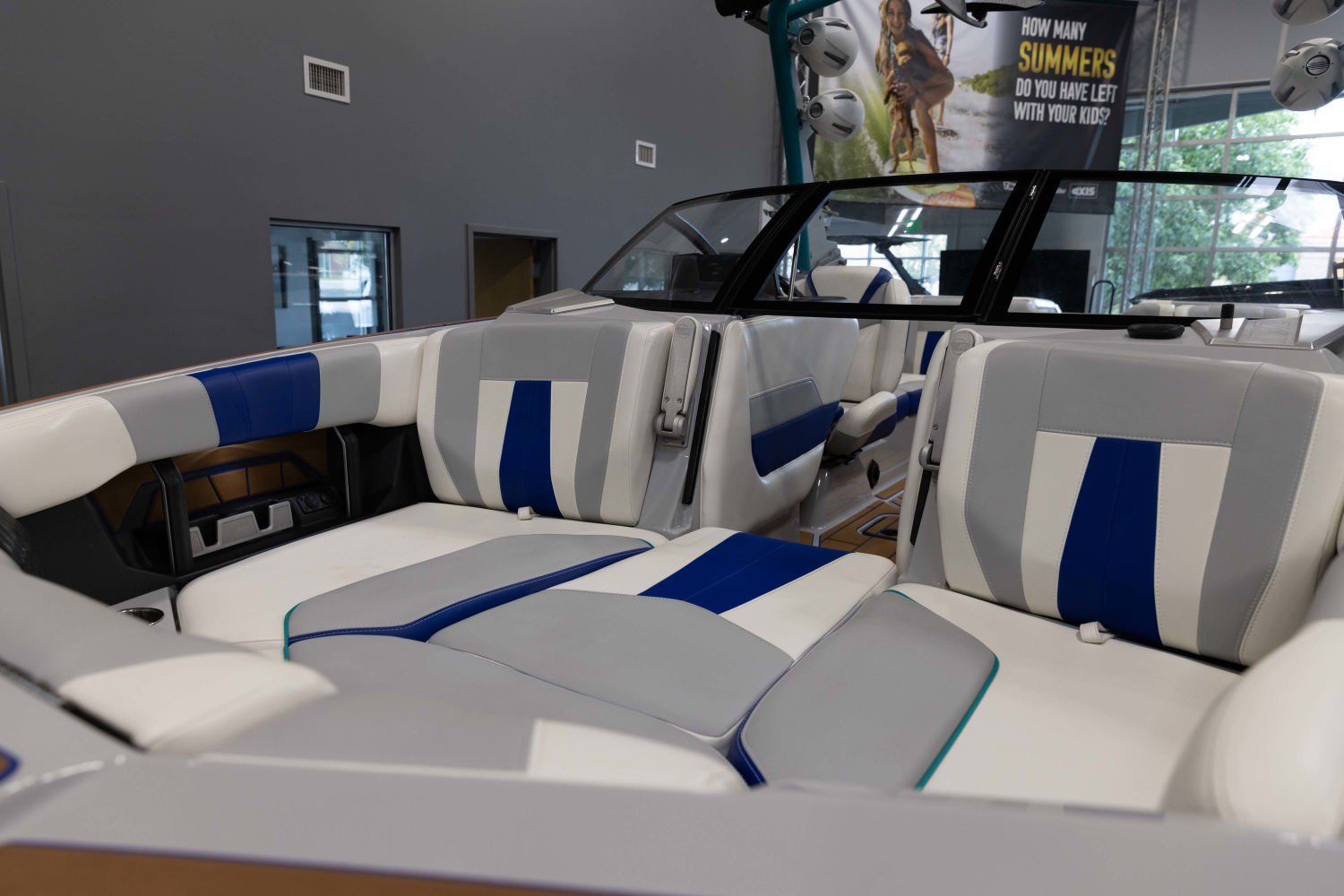 2023 Malibu Boats 23 MXZ