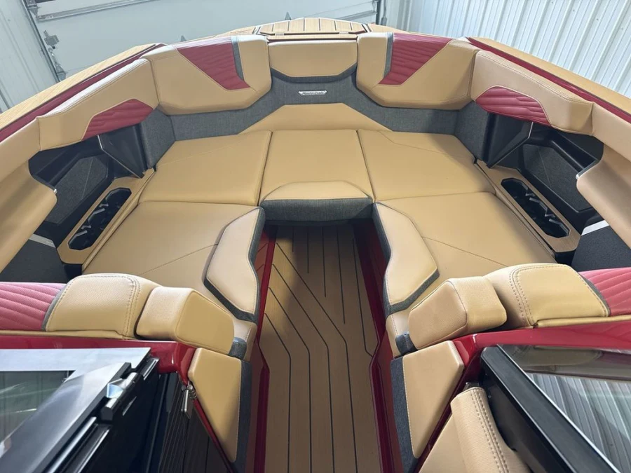 2027-mastercraft-x23-144246-image11