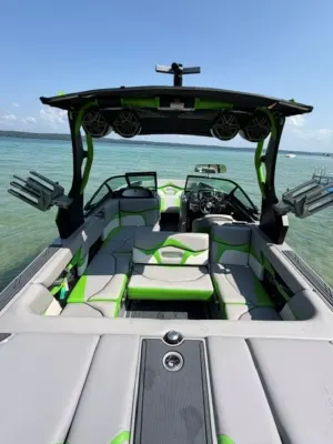 2018-supra-sa-144271-image7.webp