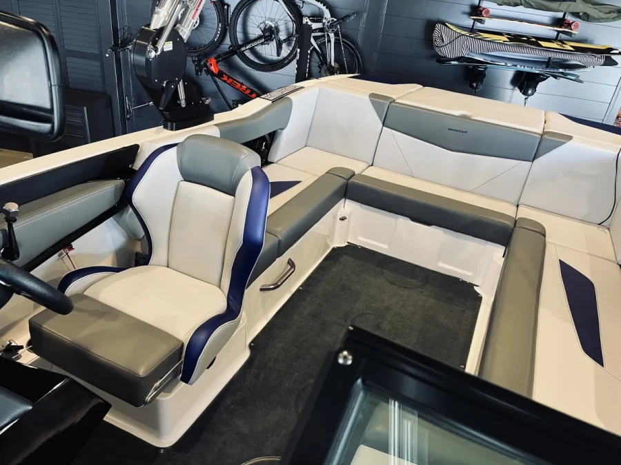 2021-mastercraft-nxt22-144286-image8.webp