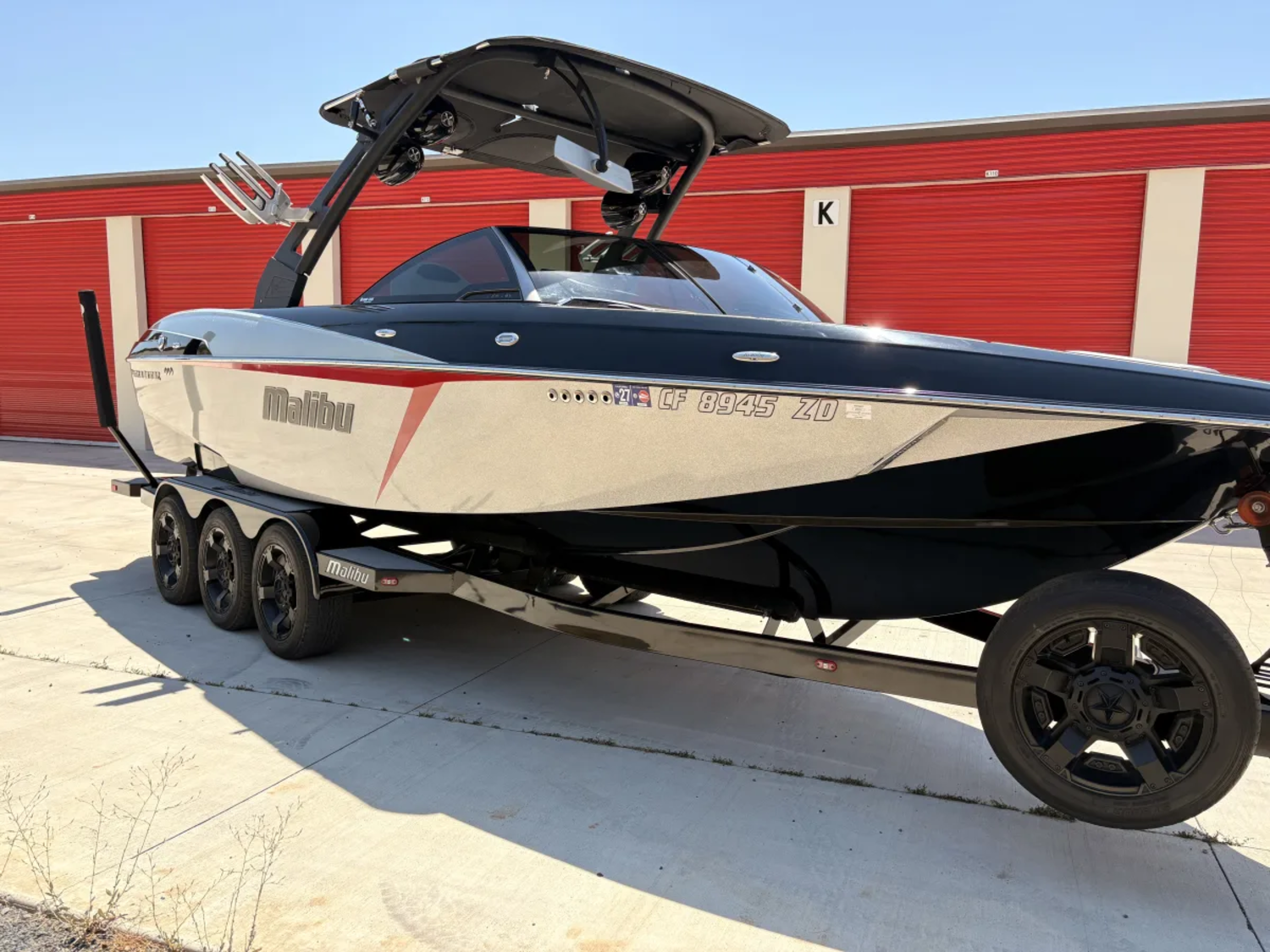 2017 Malibu Boats Wakesetter 25 LSV