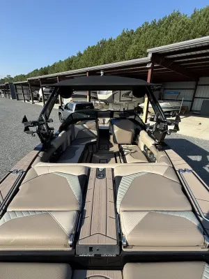 2024-centurion-fi23-144301-image4.webp