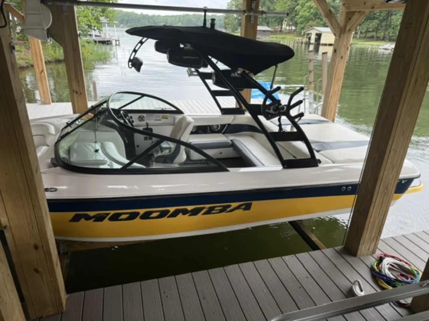 2012 Moomba Boats Outback V