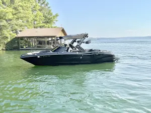 2025-mastercraft-x24-144322-image2.webp