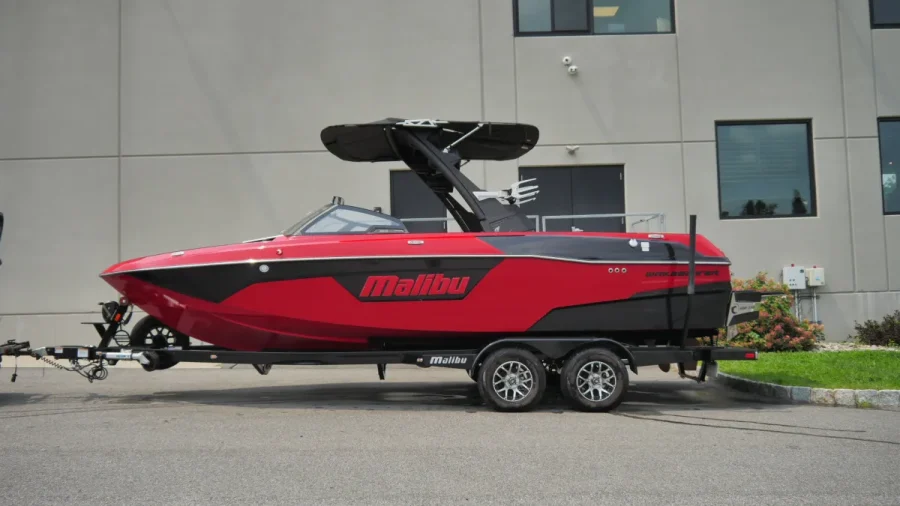2023-malibu-wakesetter-23-lsv-144330-image5.webp