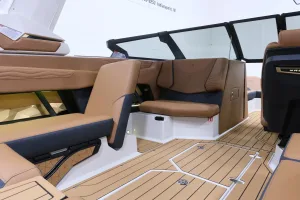 2027-nautique-g23-144339-image14.webp