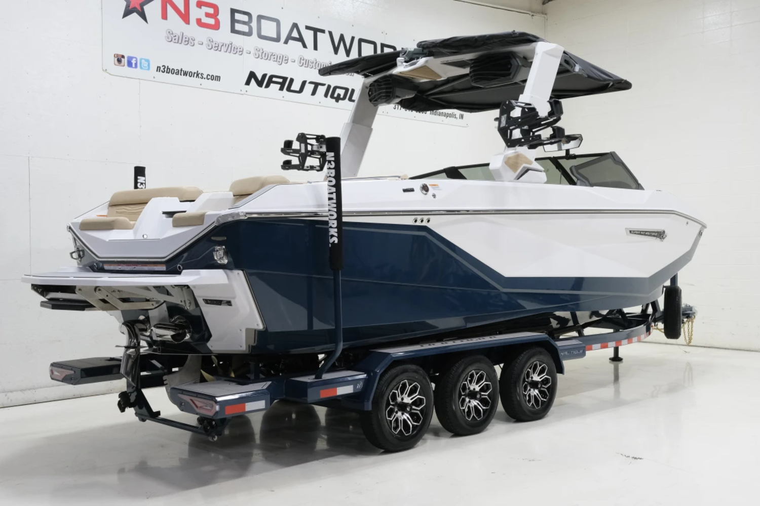 2027 Nautique G25