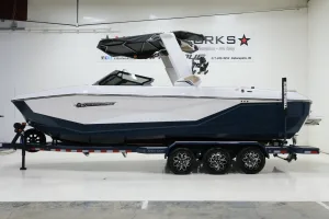 2027-nautique-g25-144340-image3.webp