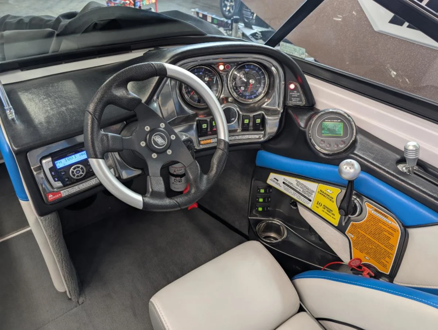 2011 Sport Nautique 200