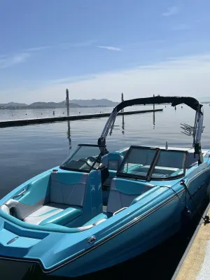 2021-mastercraft-nxt22-144350-image2.webp
