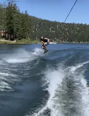 2021-mastercraft-nxt22-144350-image8.webp