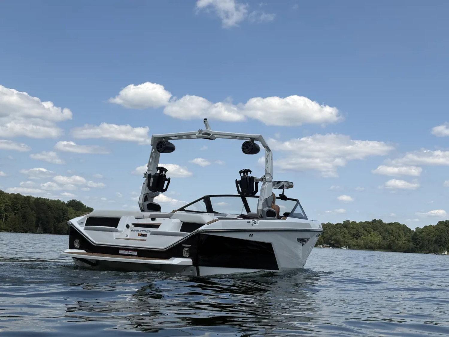 2022 Nautique S21- EXCELLENT condition! 