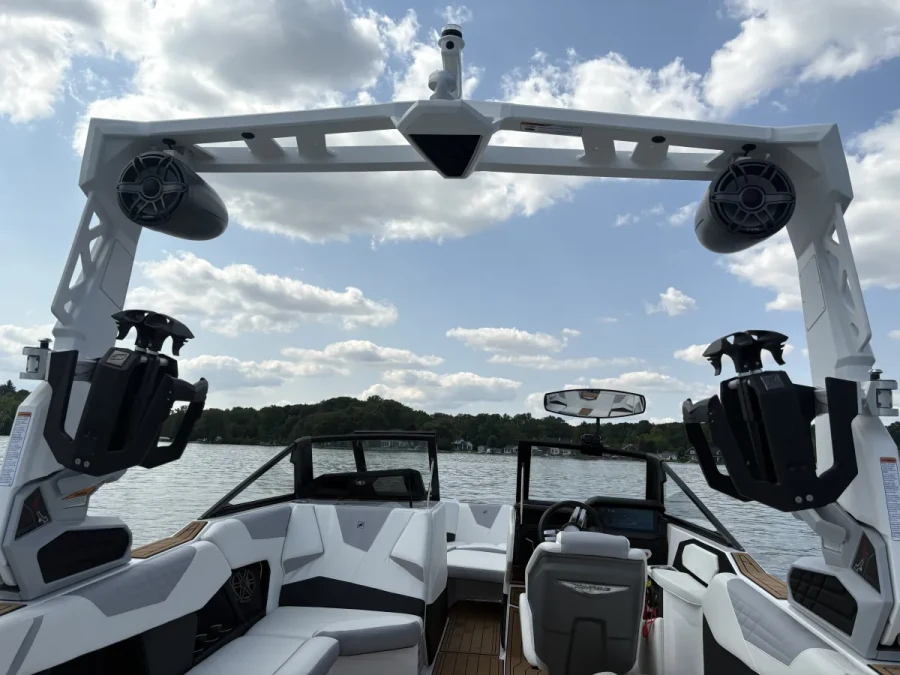2022-nautique-s21-144351-image3.webp