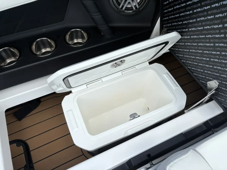 2022-nautique-s21-144351-image4.webp