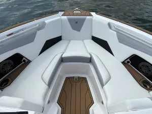 2022-nautique-s21-144351-image5.webp