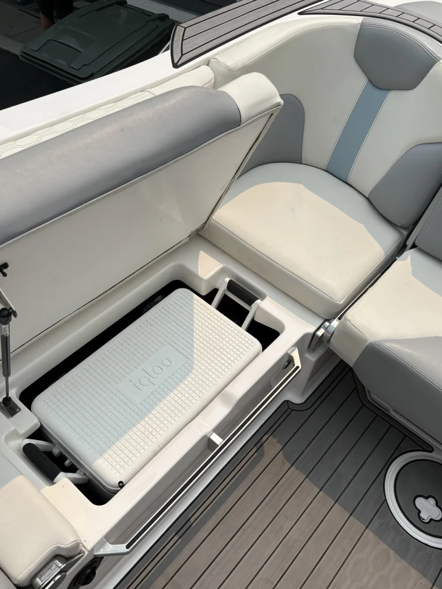 2022-mastercraft-xt24-144368-image11.webp