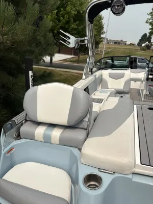 2022-mastercraft-xt24-144368-image9.webp