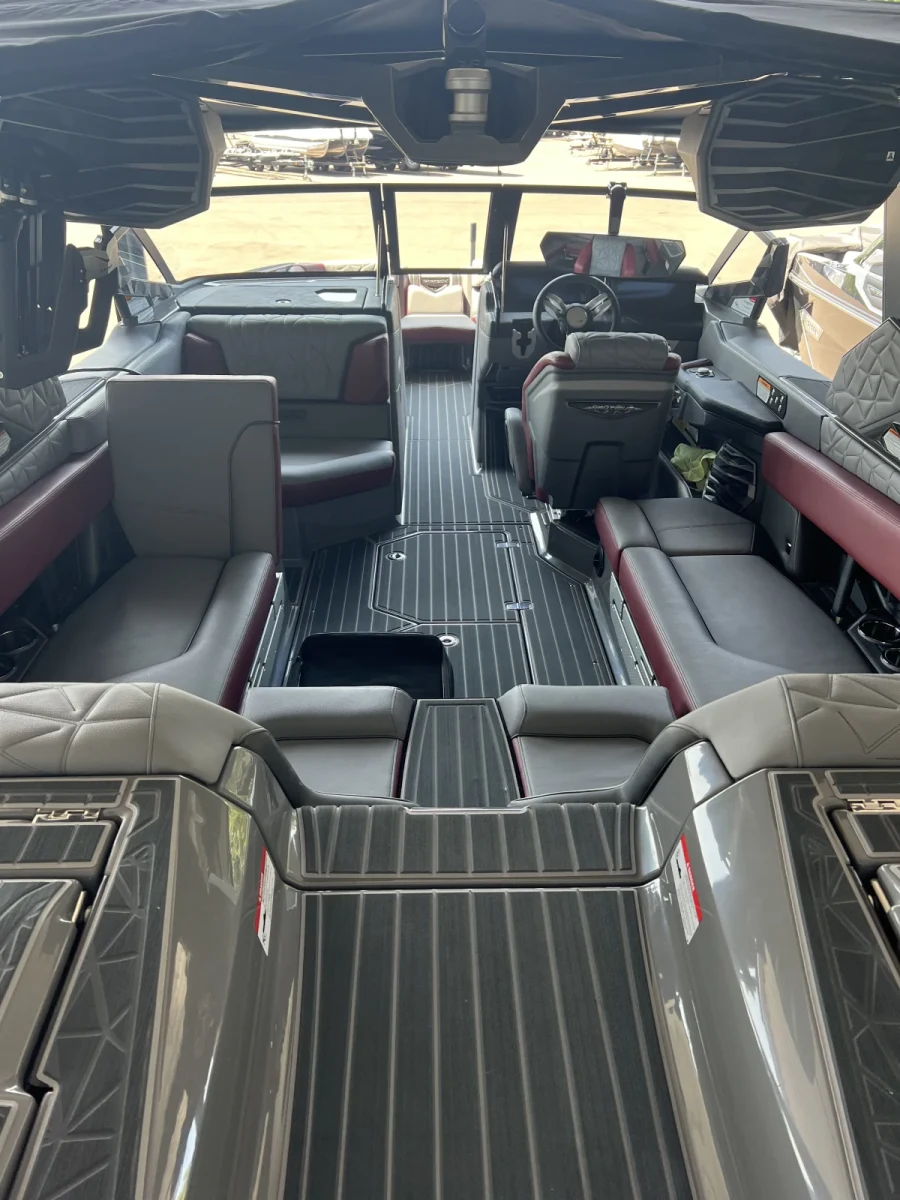 2023-nautique-g23-paragon-144371-image2.webp