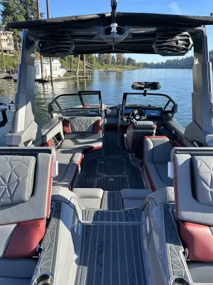 2023-nautique-g23-paragon-144371-image5.webp