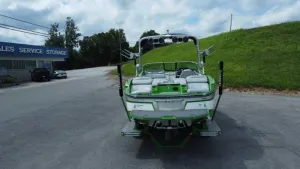 2018-mastercraft-x23-144401-image12