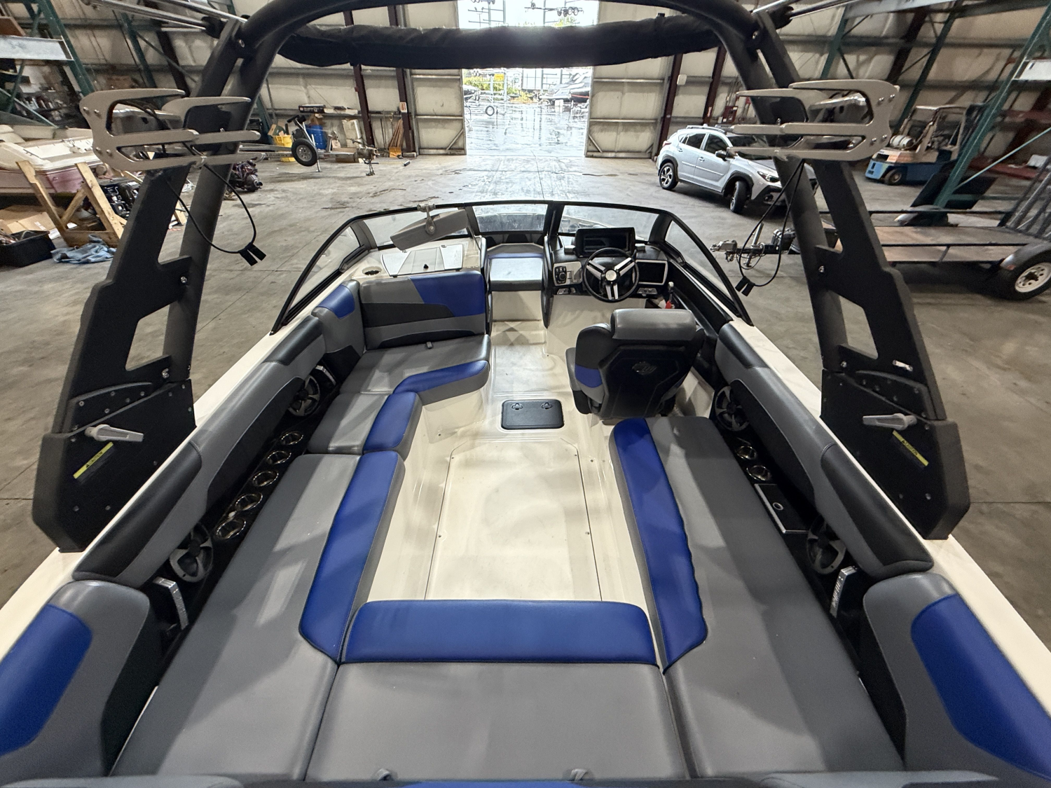 2019 Malibu 22 LSV