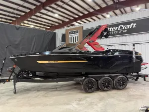 2026-mastercraft-x24-144405-image2