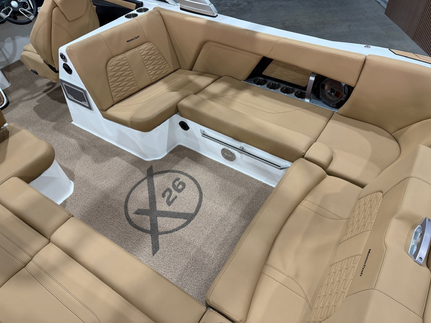 2021 MASTERCRAFT X26