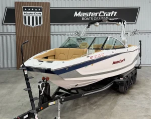 2021-mastercraft-x26-144407-image1