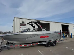 2026-malibu-wakesetter-26-lsv-144414-image1