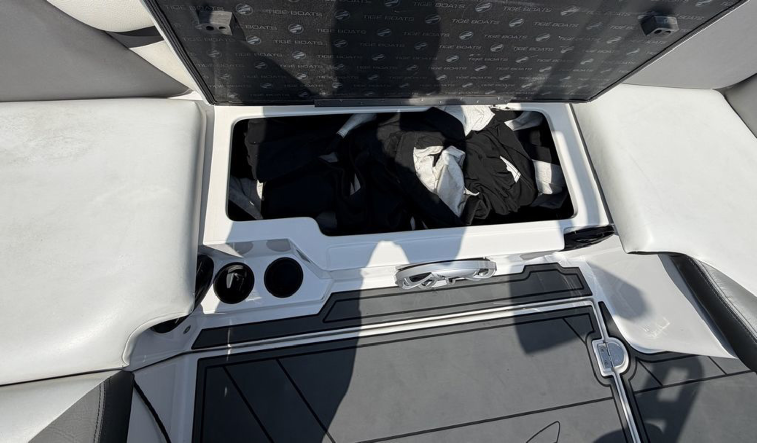 2016 Tige R22